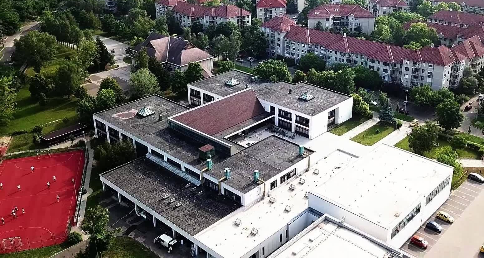 Iskolánk épülete